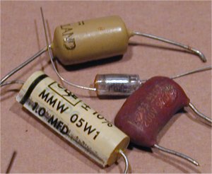 Caps
